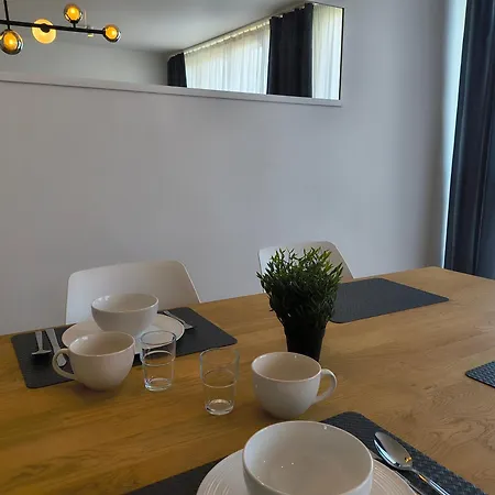 Tabago 31 Legnicka 39 Lägenhet *