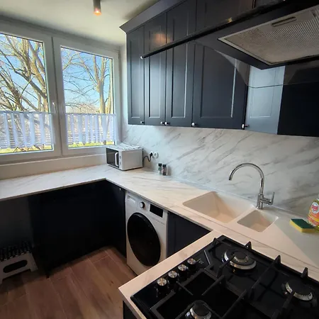 Tabago 31 Legnicka 39 *